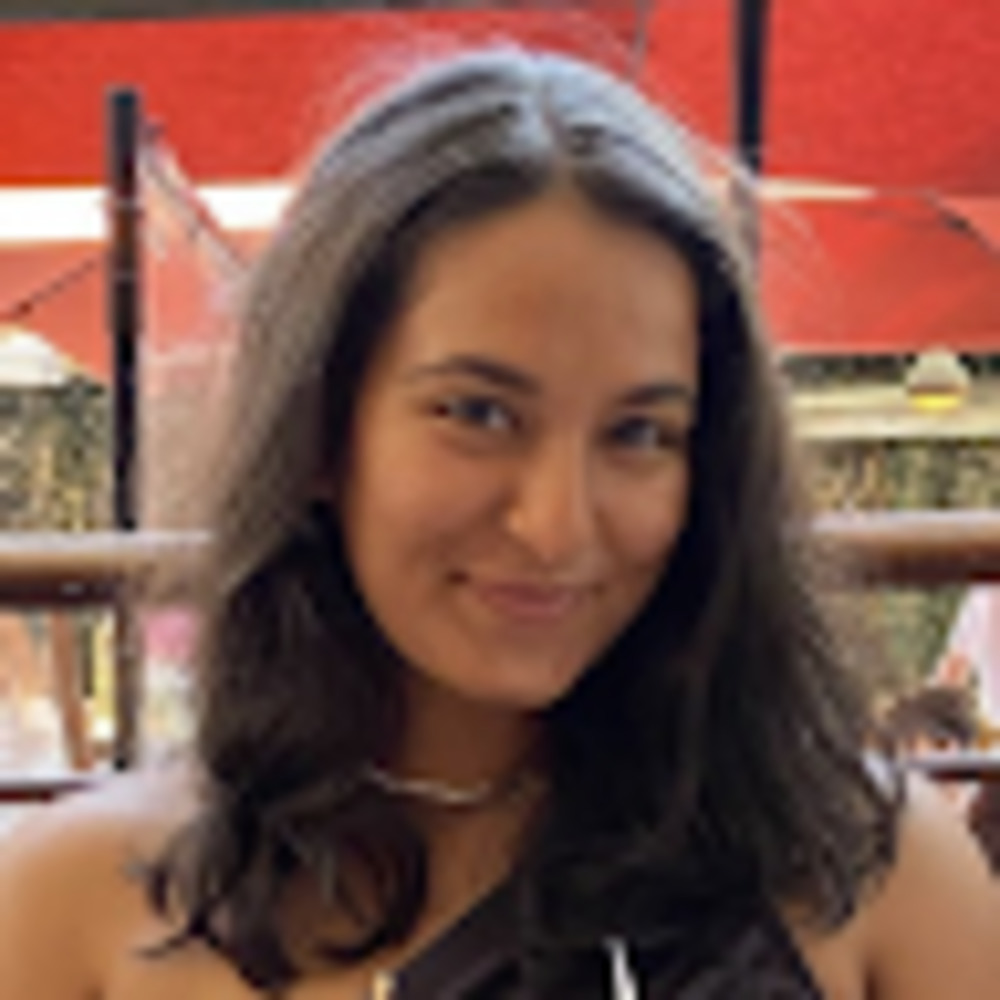 Meet your Posher, Riya